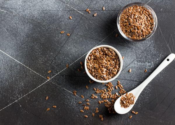 parul va fi super stralucitor datorita gelului din seminte de in