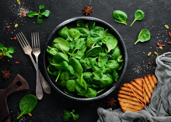 spanacul leguma plina de beneficii cum se poate consuma