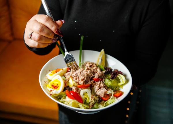 cum sa prepari salata de ton