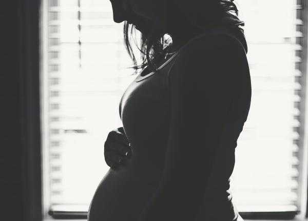 simptome sarcina incipienta cum le faci fata