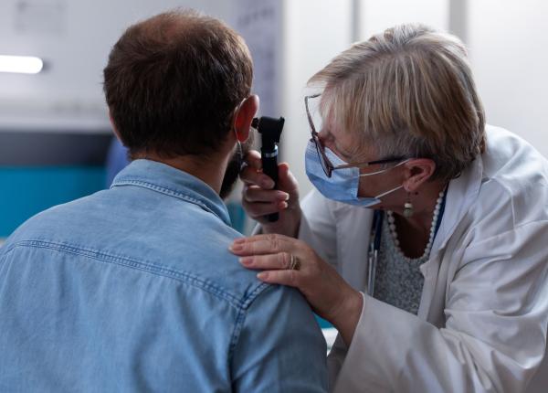 schwannomul vestibular tumora benigna cu crestere lenta cauze si simptome cele trei metode de tratament