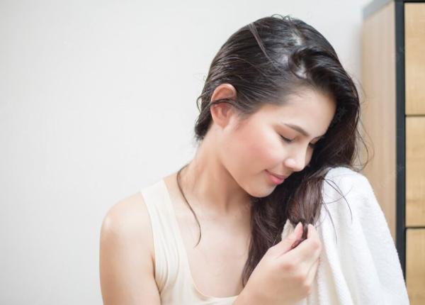 lotiunea care indreapta parul podoaba capilara va fi moale ca bumbacul