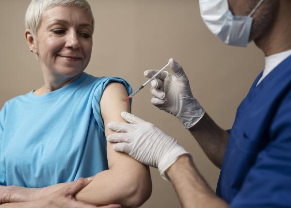 lucrul stupefiant despre vaccinare simin florescu