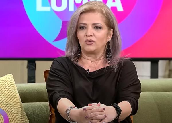 carmen radulescu asistenta a prins o ma batea pe coloana