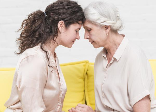 scrisoarea unei mame pentru fiica ei din ziua in care vezi ca imbatranesc fii rabdatoare