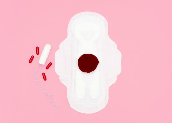 menoragia menstruatia abundenta cauze si tratament