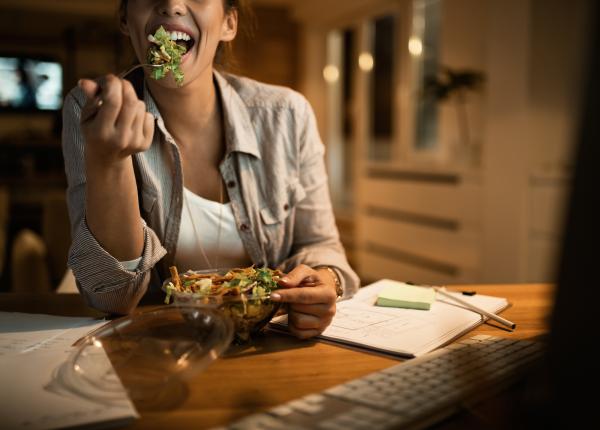 mancarea sanatoasa versus mancarea dietetica mihaela bilic