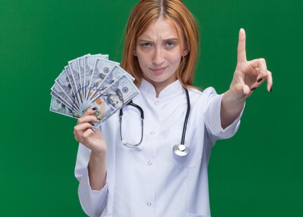 medicii de familie platiti performanta sandra alexiu sfantul asteapta