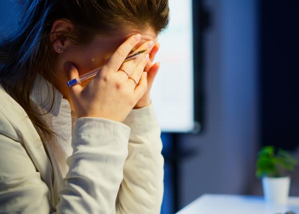 ce se intampla daca lucrezi mai mult de 8 ore pe zi anxietate peste program