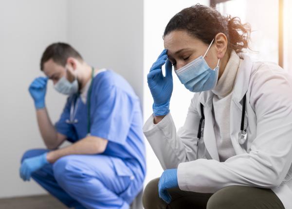 criza majora de medici adrian wiener sporuri medici