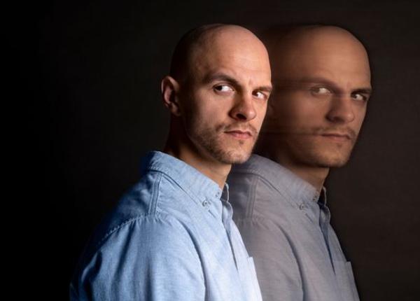 schizofrenia doua noi gene de risc