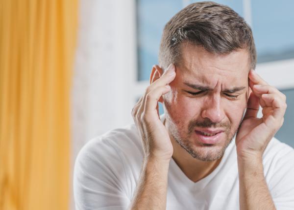 ataxia boala cu simptome similare betiei sau avc