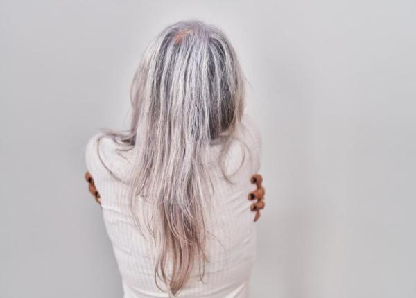 gata cu vopseaua chimica pentru par remediul natural