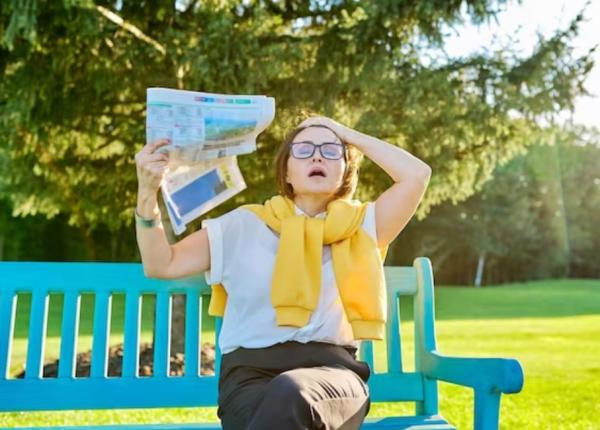 menopauza poate trece neobservata cum sa supravietuiesti schimbarilor hormonale menopauza poate trece neobservata cum sa supravietuiesti schimbarilor hormonale