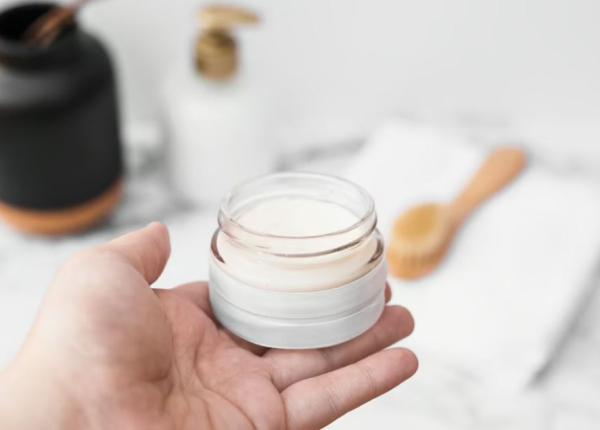 compozitia cremei de fata este importanta