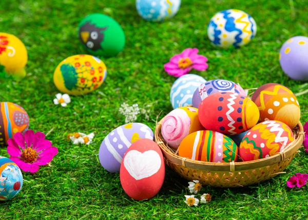 cum sa vopsesti ouale de paste intr un mod creativ