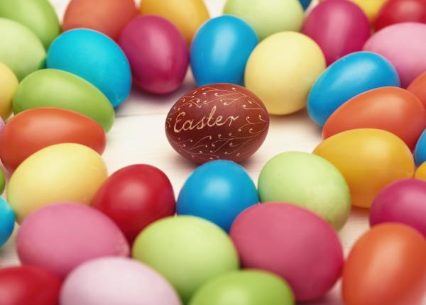 vopseaua de oua colorantul toxic semnul eticheta inlocui vopseaua de oua