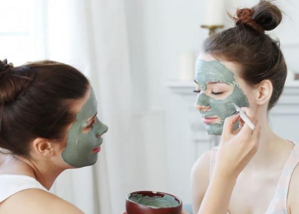 masca alginata are un efect cosmetic fulgerator