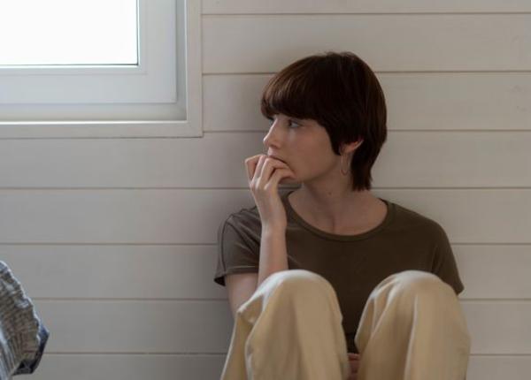 izolarea sociala asociata cu extenuarea este similara cu lipsa de hrana cercetator