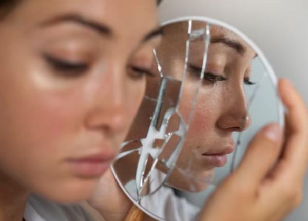 obiectele care aduc ghinion in casa scapa imediat de ele