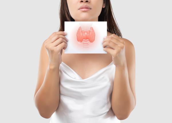 nodulii tiroidieni afectiune fara simptome evidente