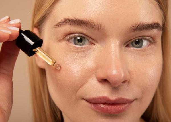 retinolul vitamina frumusetii toata lumea este obsedata de cosmetice