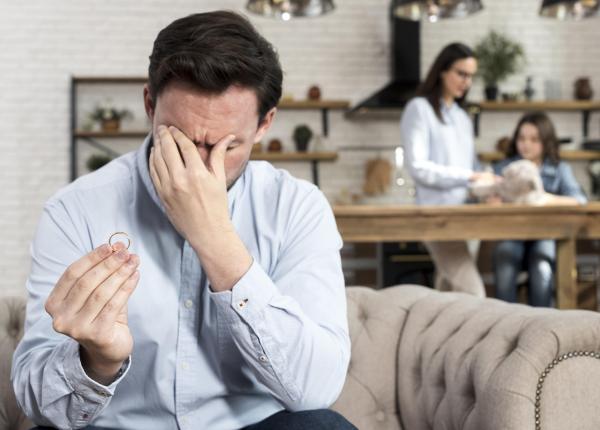 daniel balas familie destramarea familiilor barbati boschetari