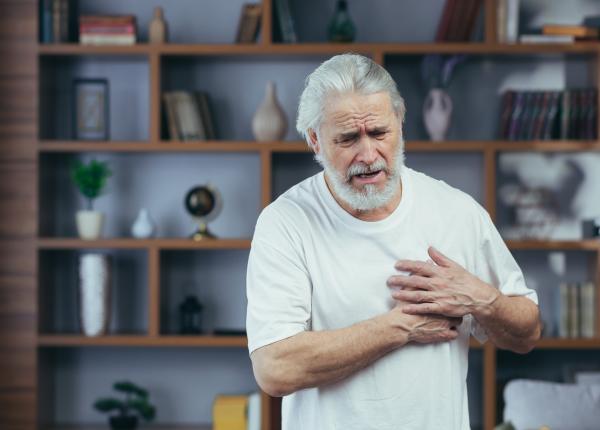 atacul de cord asociat cu accelerarea declinului cognitiv medic