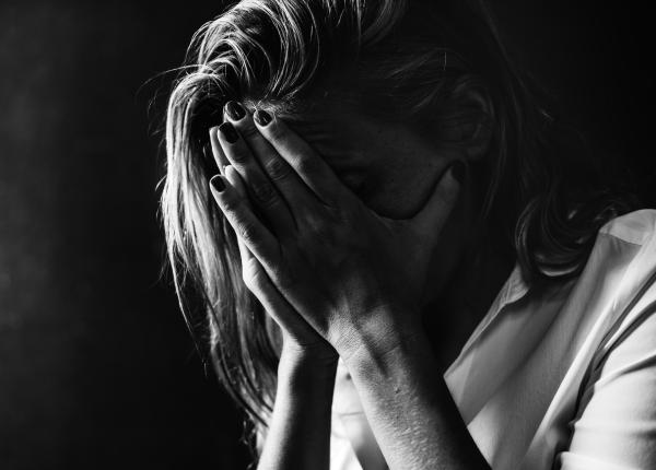 anxietatea cele 3 simptome clare cum stii ca ai anxietate cum faci sa scapi de ea