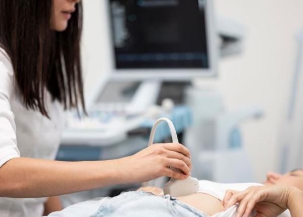 sarcina ectopica extrauterina simptome si complicatii