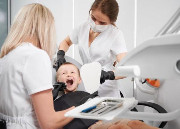 cum sa scapam de frica de dentist prima vizita la stomatolog anca mantu cum sa scapam de frica de dentist prima vizita la stomatolog anca mantu