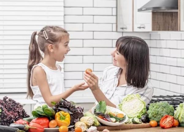 cum iti poti convinge copilul sa adopte o alimentatie sanatoasa