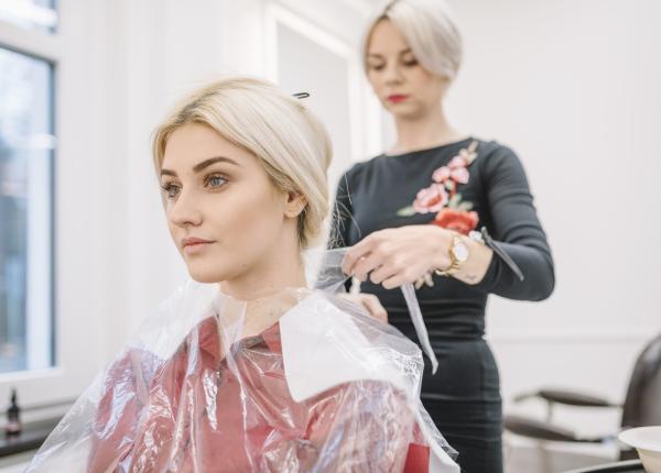 cea mai sigura forma de a va vopsi in timpul sarcinii