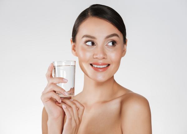 alimentul care hidrateaza la fel de bine ca un pahar cu apa iaurtul