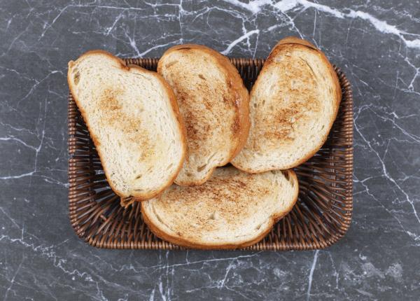 ce patesti cand mananci paine prajita