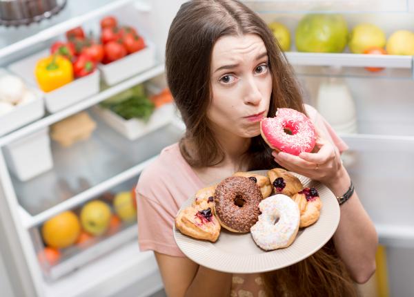 de ce nu trebuie sa renunti la dulciuri daca vrei sa slabesti expert te oblig