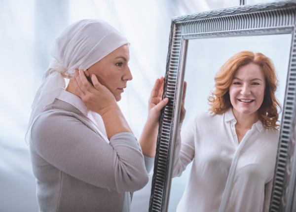 simptomele cancerului mortal pe care le poti depista in oglinda cancer tiroidian