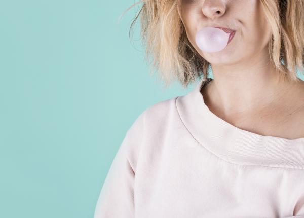 guma de mestecat remediu impotriva arsurilor la stomac