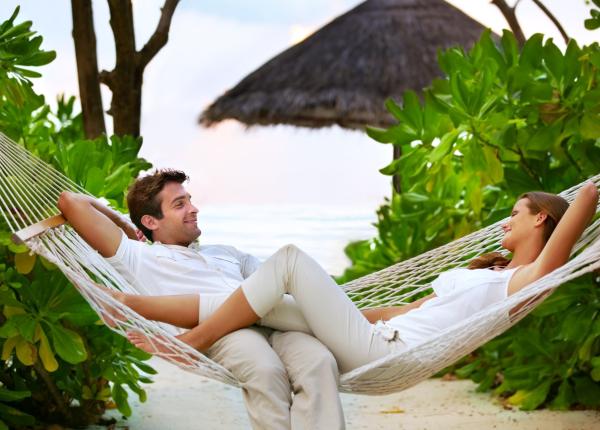 de ce ne luam concedii in luna august