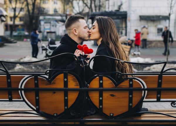 cele 10 motive pentru care prima iubire ramane intiparita in minte