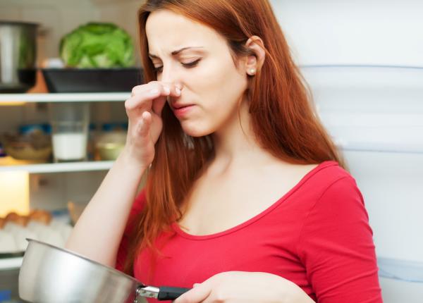 testul mirosului insuficient pentru a recunoaste mancarea stricata