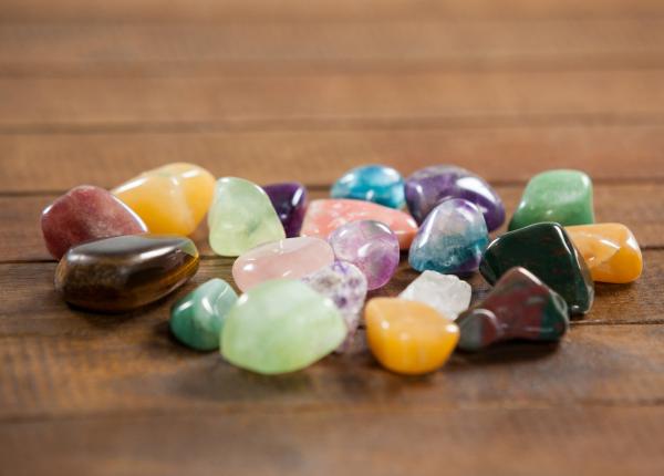 piatra care iti mentine sanatatea chihlimbar