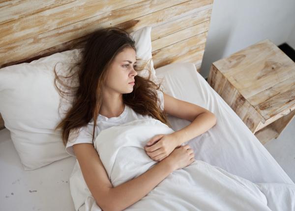 de ce nu poti sa adormi pe lumina