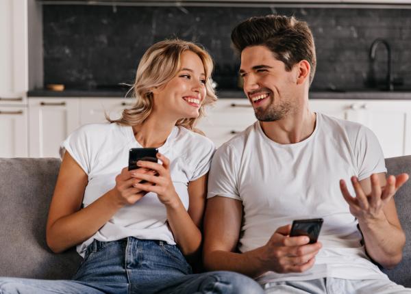 care este distanta la care trebuie sa tii telefonul fata de ochi care este distanta la care trebuie sa tii telefonul fata de ochi