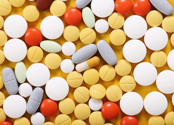 importanta utilizarii medicamentelor biosimilare si generice eveniment sandoz 13 septembrie