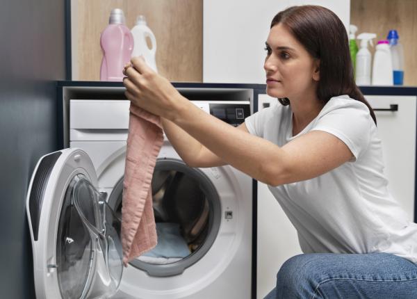 de ce sa pui sare in masina de spalat