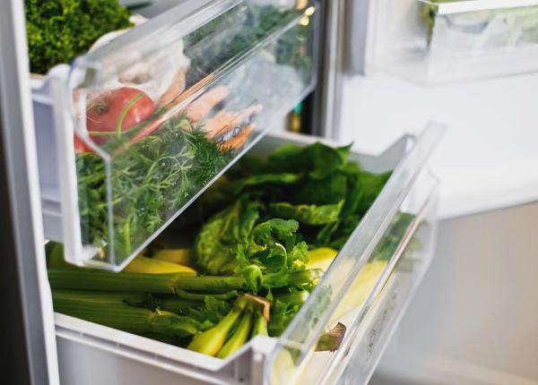 ce se intampla daca tii verdeata in frigider