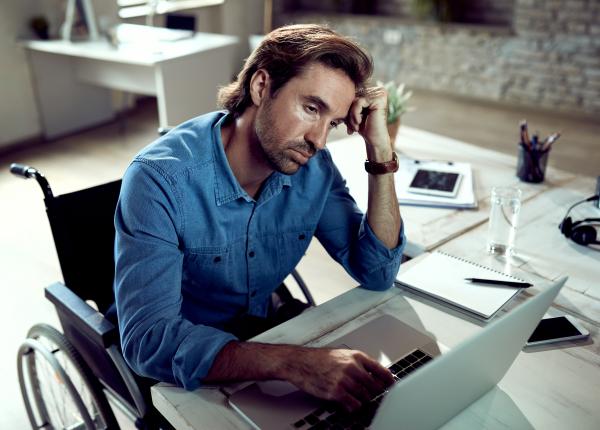 stresul la locul de munca poate cauza boli de inima si obezitate