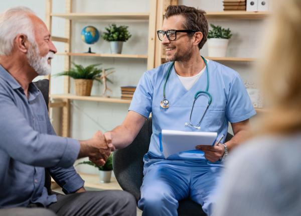 asociatiile de pacienti multumite de progresele din planul national de combatere si control al cancerului