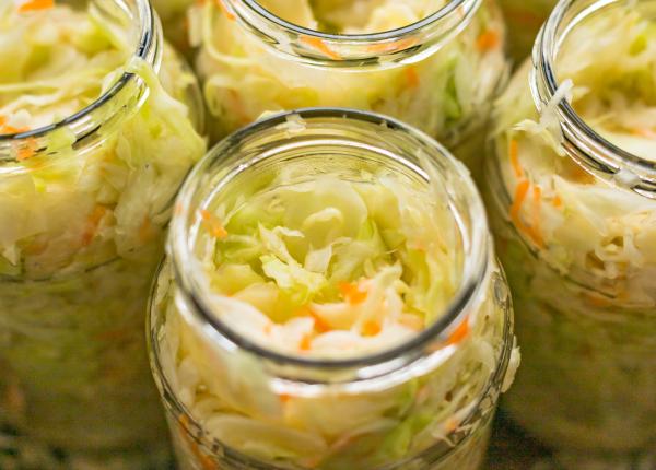 cata apa se pune la varza murata